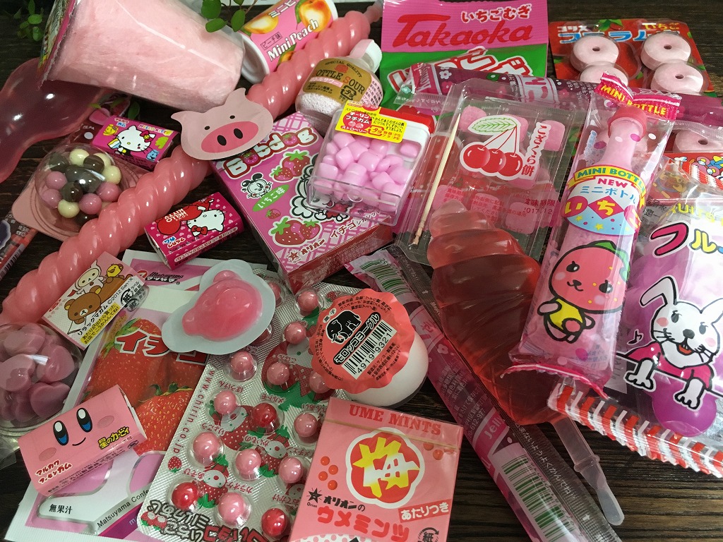 かわいいピンクの駄菓子が大集合 駄菓子女子でインスタ投稿しよう 駄菓子日記